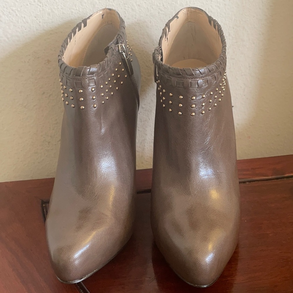 Enzo Angiolini Booties Sz 10